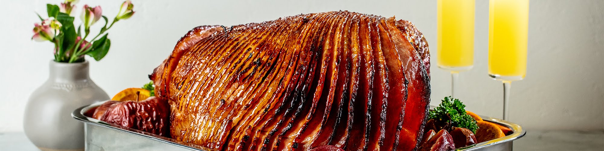 ham with Domino® Brown Sugar apple glaze