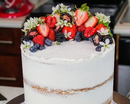 golden berry chantilly cake made with domino golden sugar
