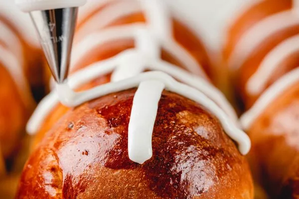 Hot Cross Buns