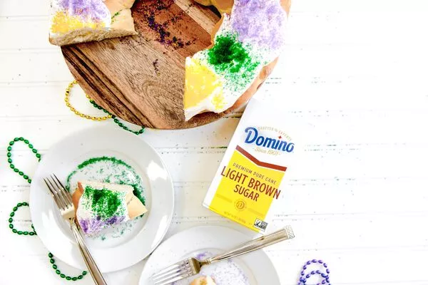 domino light brown sugar and king cake