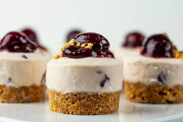 No Bake Cherry Cheesecake