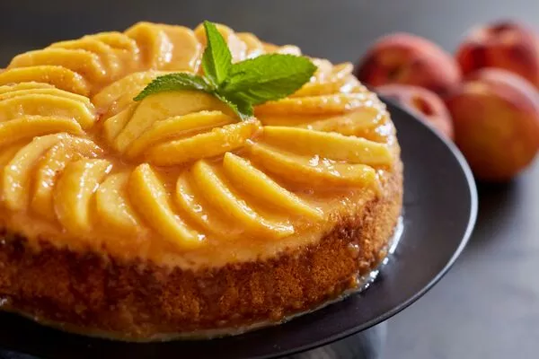 peaches and cream cheesecake with domino golden sugar