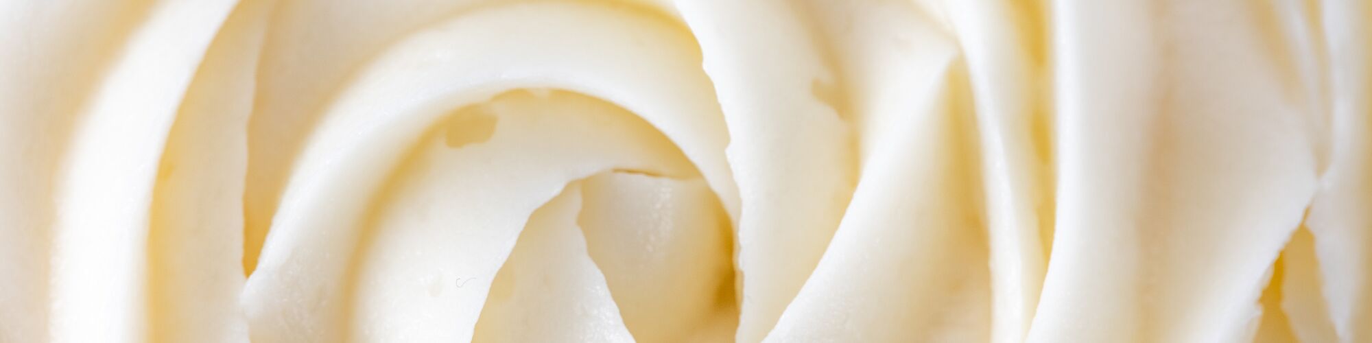 cream cheese frosting made with domino powdered sugar