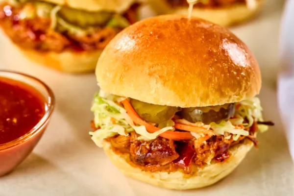 pulled pork sliders with domino dark brown sugar barbecue sauce