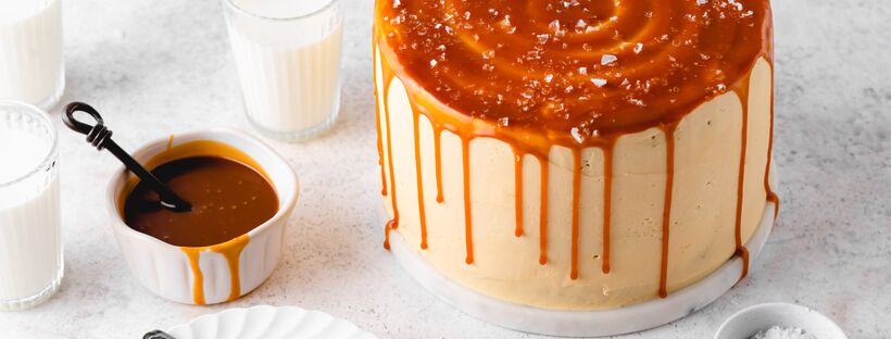 Domino® Sugar Salted Caramel Cake