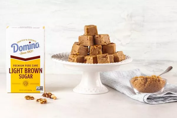 domino light brown sugar and penuche brown sugar fudge