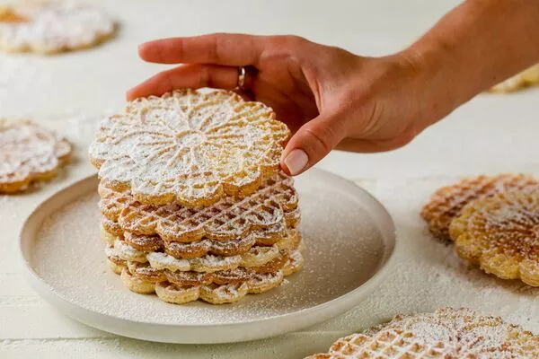pizzelles cookies made with domino golden sugar