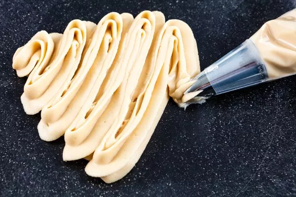 domino dark brown sugar whipped buttercream