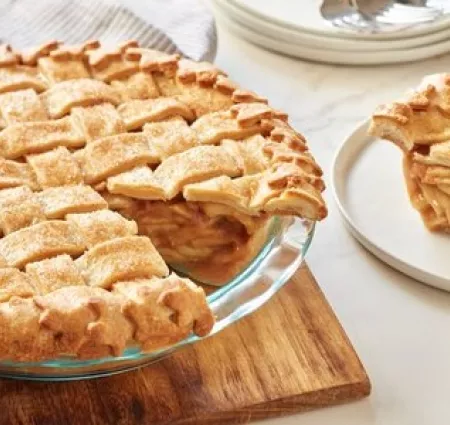 Domino® Sugar apple pie