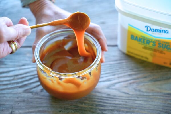 #6 Add the cream once the butter has been incorporated